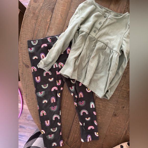 3T Lot - Picture 4 of 8